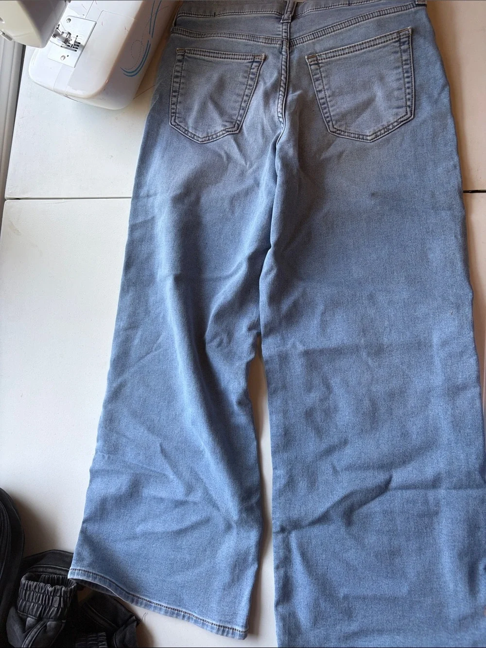 GAP kids light Blue Wide-Leg Ankle Sweatpant Jeans